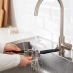 IKEA 365+ VÄRDEFULL Garlic press, black - Image 5