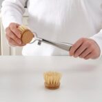 VÄLVÅRDAD Dish-washing brush, stainless steel/beech - Image 5