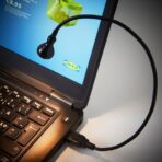 JANSJÖ LED USB lamp, black, 38 cm - Image 2