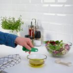 UPPFYLLD Measuring cup, set of 2, off-white/bright green - Image 4