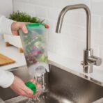 UPPFYLLD Salad shaker with strainer, bright green/transparent,  - Image 4