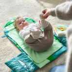 GRÖNFINK Babycare mat, foldable/green, 70x35 cm - Image 2