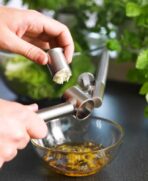 KONCIS Garlic press, stainless steel - Image 4