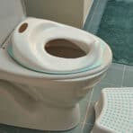 TOSSIG Toilet seat, white/turquoise - Image 2