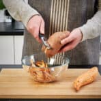 IKEA 365+ VÄRDEFULL Potato peeler, black - Image 3