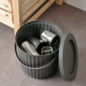 DAMMÄNG Bin with lid, dark grey, 8 l - Image 7