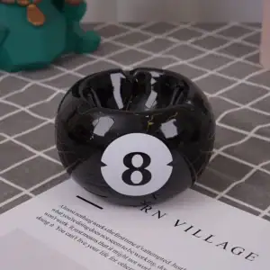 Creative Ceramic Ashtray Billiards 8 Black for Home and Office - Image 3